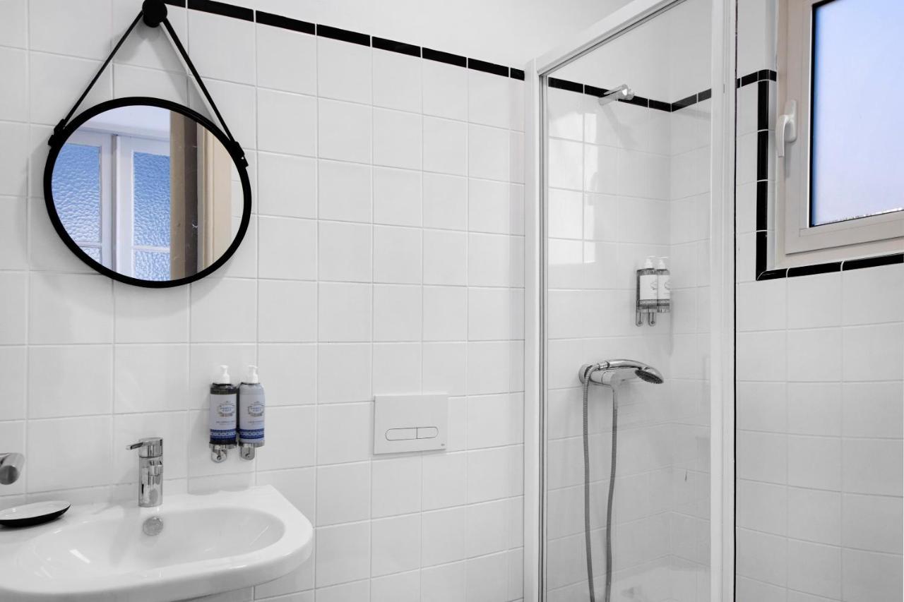 Crooked Floor House - 1St Floor Apartment ปอร์โต ภายนอก รูปภาพ